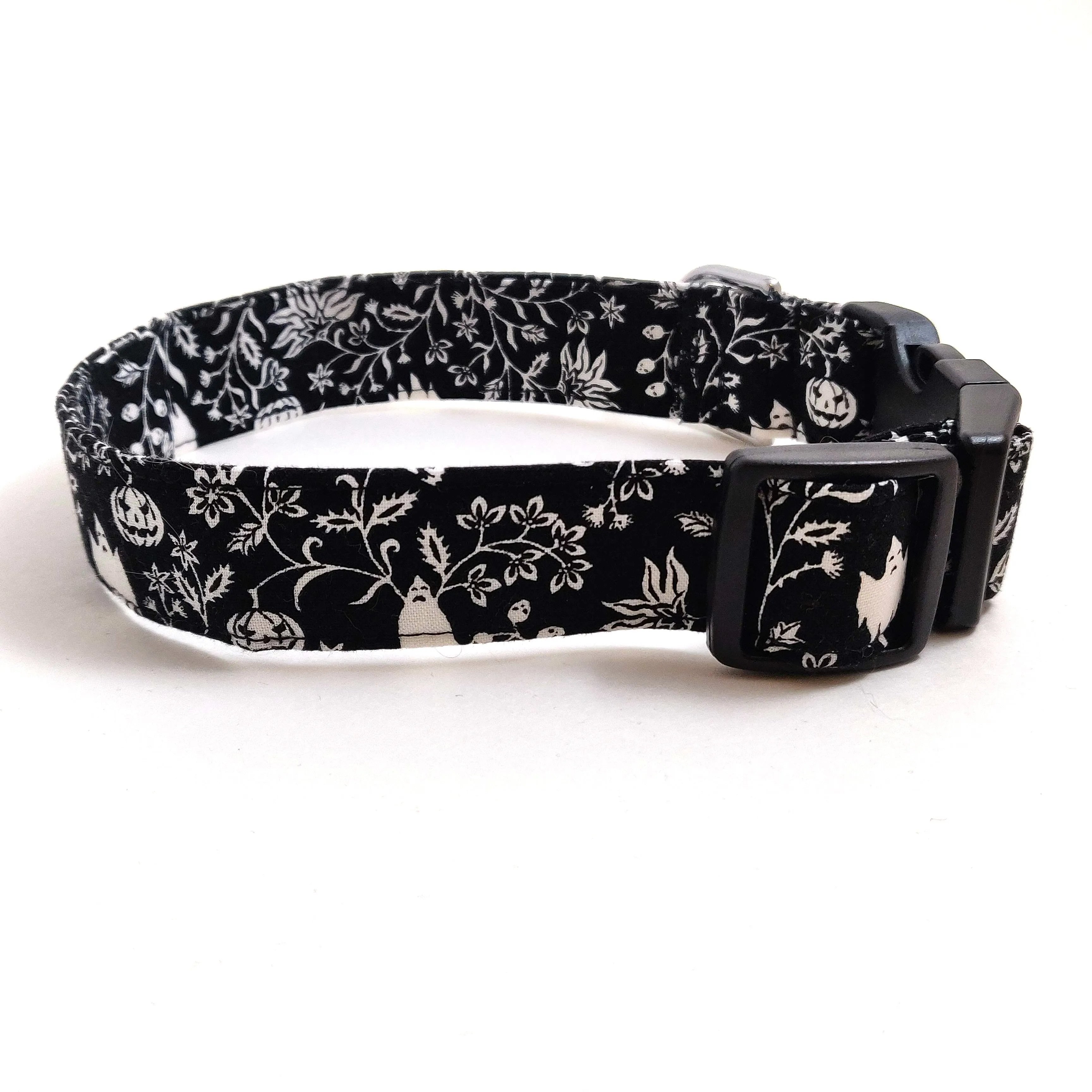 Pretty Spooky Dog Collar/ Cat Collar Charlotte's Pet
