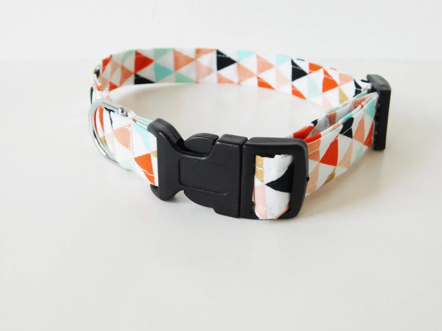 Shimmer Triangle Collar Charlotte's Pet