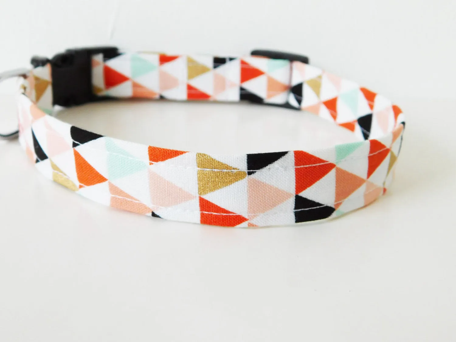 Shimmer Triangle Collar Charlotte's Pet